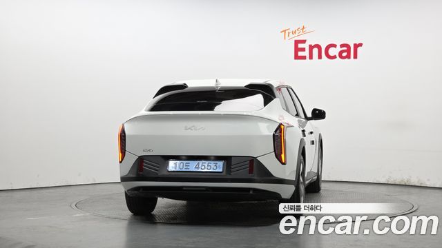 Kia EV4 Long Range 2WD Air - фото 3