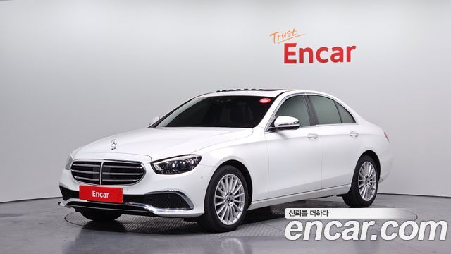 Mercedes-Benz E-Class W213 E250 Exclusive - фото 0