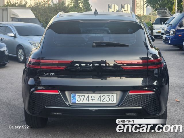 Genesis GV70 2.2 Diesel 2WD - фото 2