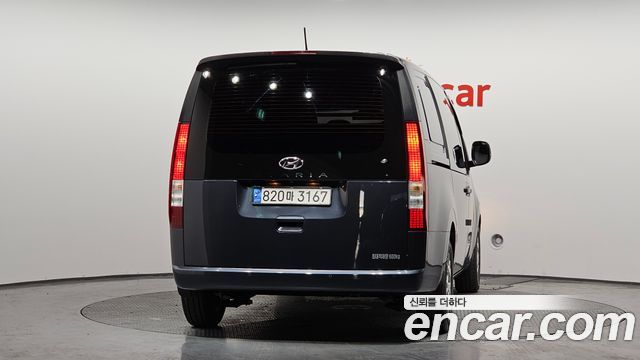 Hyundai Staria Cargo 5-Seater Modern - фото 3