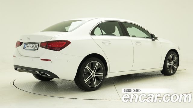 Mercedes-Benz A-Class W177 A220 Sedan - фото 1