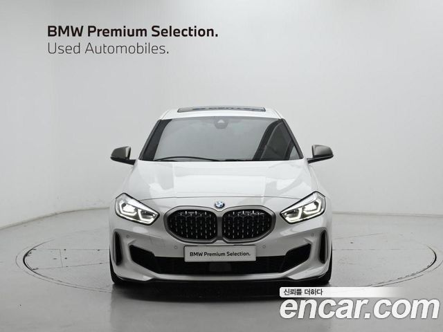 BMW 1-Series F40 M135i xDrive - фото 2