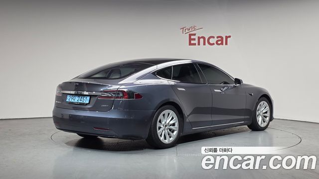 Tesla Model S 100D - фото 1