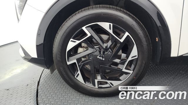 Kia Sportage 5-го поколения Gasoline 1.6 Turbo 2WD Signature - фото 3