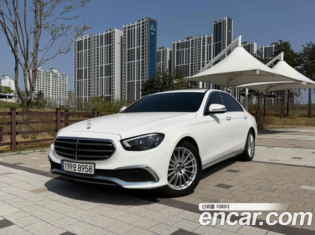 Mercedes-Benz E-Class W213 E250 Exclusive - фото 0