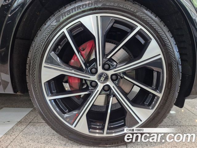 Audi SQ5 FY 3.0 TFSI Quattro Sportback - фото 4