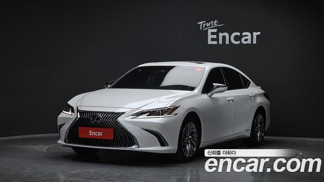 Lexus ES 7-го поколения Luxury Plus - фото 0