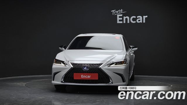 Lexus ES 7-го поколения Luxury Plus - фото 2