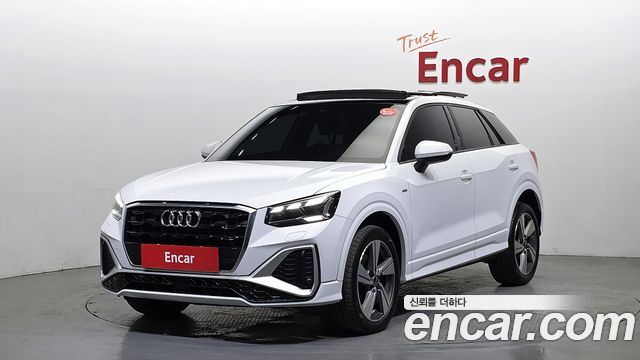 Audi Q2 35 TDI Premium - фото 0