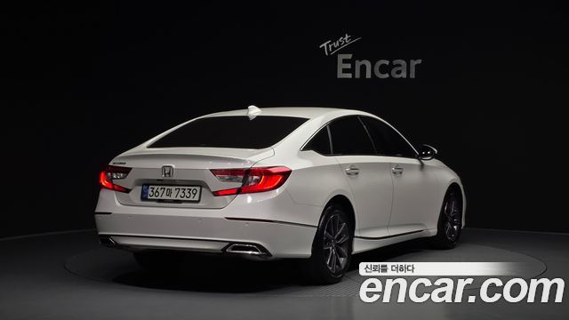 Honda Accord 10-го поколения 1.5 Turbo - фото 1