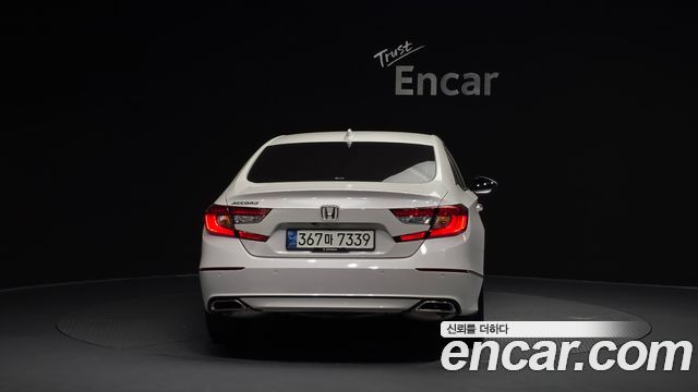 Honda Accord 10-го поколения 1.5 Turbo - фото 3