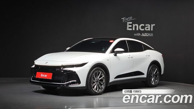 Toyota Crown 2.5 4WD Hybrid - фото 0
