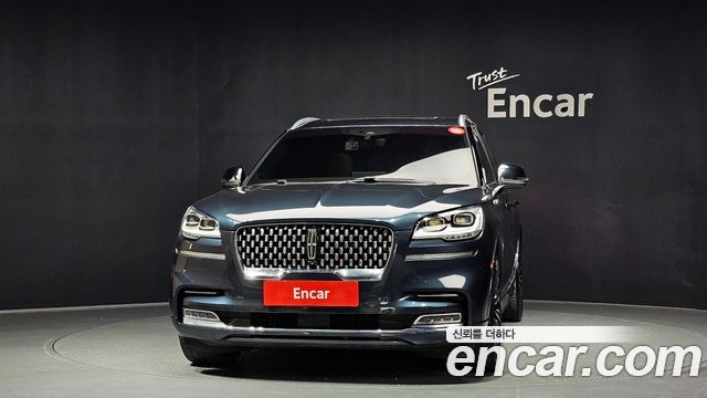 Lincoln Aviator 2-го поколения 3.0 Black Label AWD - фото 2