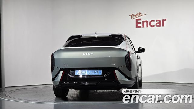 Kia EV4 Long Range 2WD GT LIne - фото 3