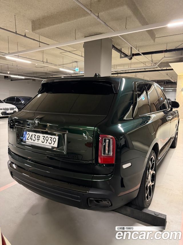 Rolls-Royce Cullinan 6.7 V12 Black Badge - фото 3