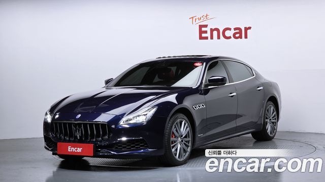 Maserati Quattroporte 3.0 Diesel Granlusso - фото 0