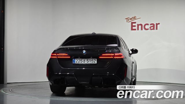 BMW M5 G90 M5 Sedan - фото 3