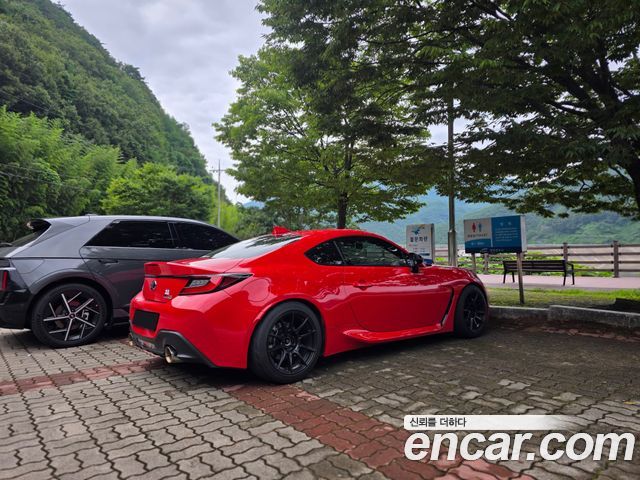 Toyota 86 GR86 2.4 Standard - фото 1