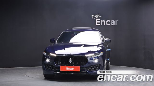 Maserati Levante 3.0 AWD GranSport - фото 2