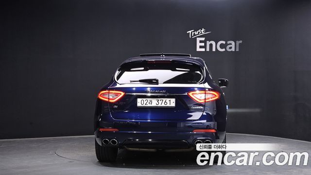 Maserati Levante 3.0 AWD GranSport - фото 3