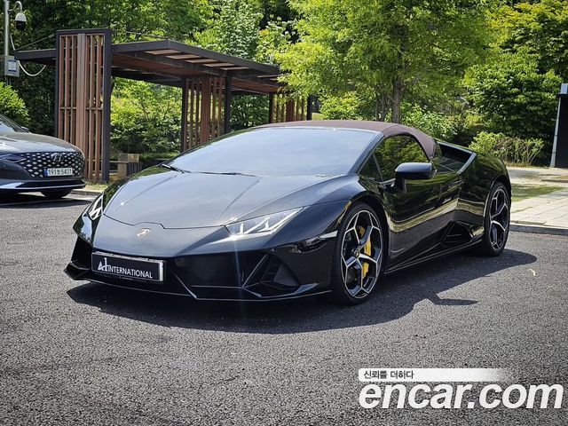 Lamborghini Huracan LP640-4 EVO Spyder - фото 0