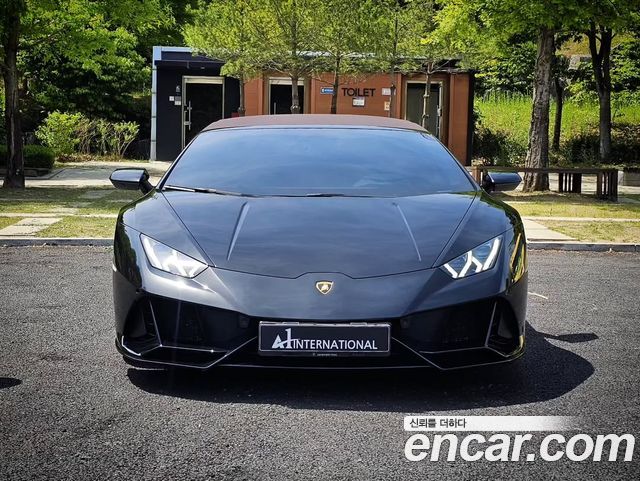 Lamborghini Huracan LP640-4 EVO Spyder - фото 1