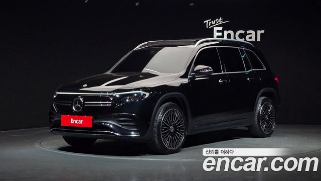 Mercedes-Benz EQB X243 EQB300 4MATIC AMG Line - фото 0