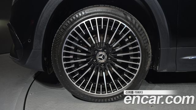 Mercedes-Benz EQB X243 EQB300 4MATIC AMG Line - фото 4