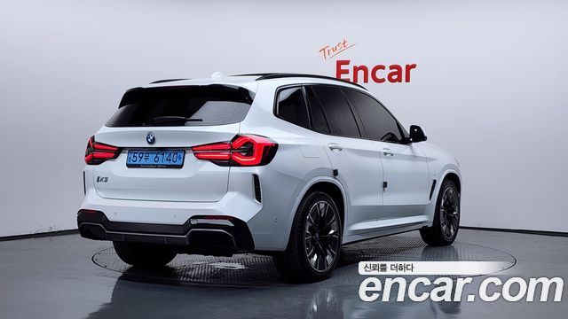 BMW iX3 M Sports - фото 1