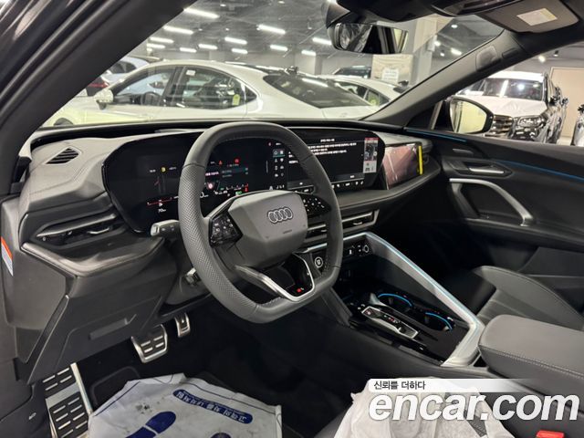 Audi Q5 45 TFSI Quattro S Line Black Ediiton - фото 3