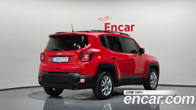Jeep Renegade 2.4 Limited - фото 1