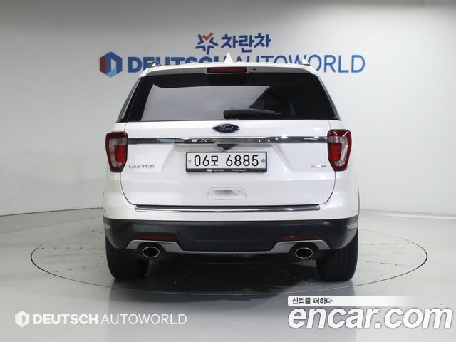 Ford Explorer 2.3 Limited 4WD 5th - фото 3