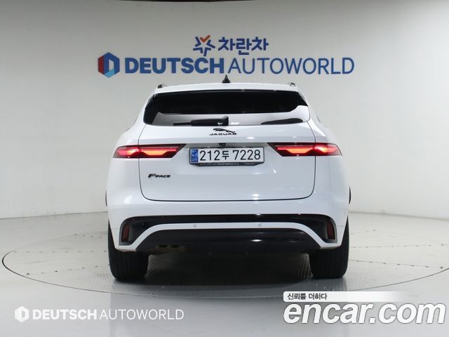 Jaguar F-PACE D200 SE - фото 3
