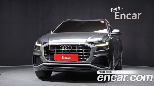 Audi Q8 50 TDI Quattro Premium - фото 2