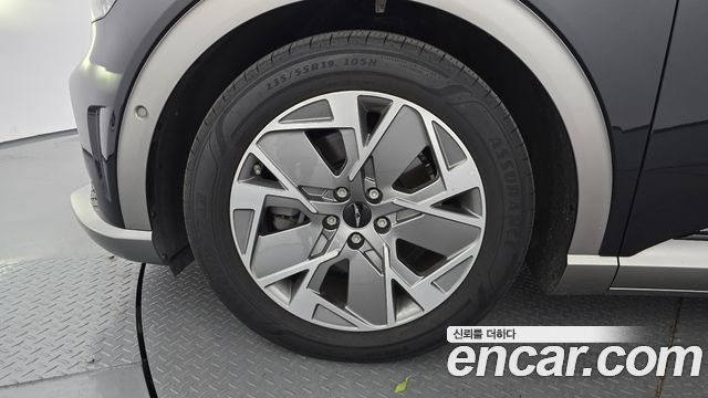 Genesis GV60 Standard - фото 4