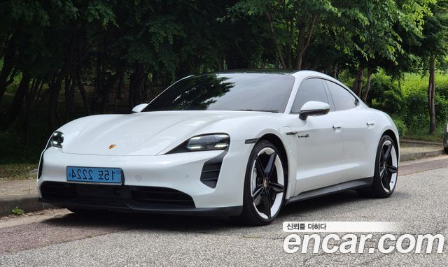 Porsche Taycan 4S - фото 0