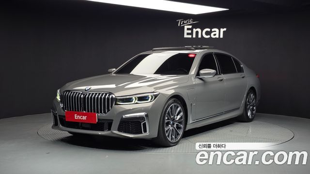 BMW 7-Series G11 745Le iPerformance M Sport - фото 0