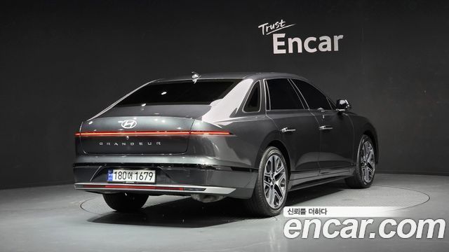 Hyundai Grandeur GN7 2,5 Gasoline 2WD Exclusive - фото 1