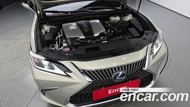 Lexus ES 7-го поколения Luxury Plus - фото 4