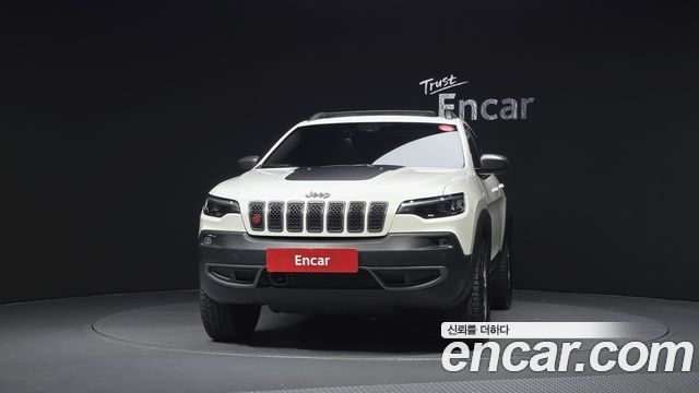 Jeep Cherokee KL 3.2 Trailhawk AWD - фото 2