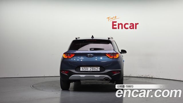 Kia Stonic 1.4 Trendy - фото 3
