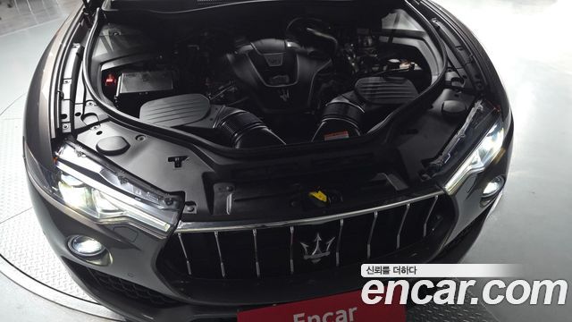 Maserati Levante 3.0 AWD Premium - фото 4