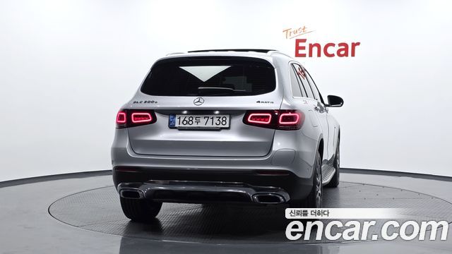 Mercedes-Benz GLC-Class X253 GLC300e 4MATIC - фото 3