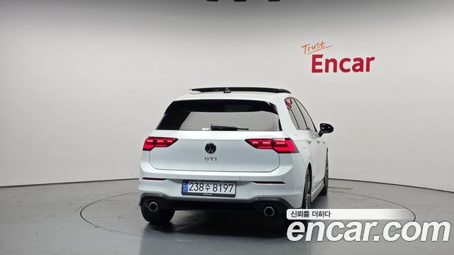 Volkswagen Golf 8-го поколения 2.0 GTI - фото 3