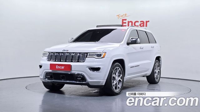 Jeep Cherokee 3.0 Diesel Overland WK2 - фото 0