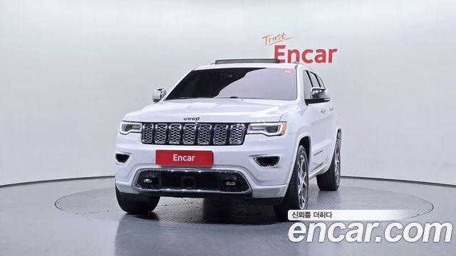 Jeep Cherokee 3.0 Diesel Overland WK2 - фото 2