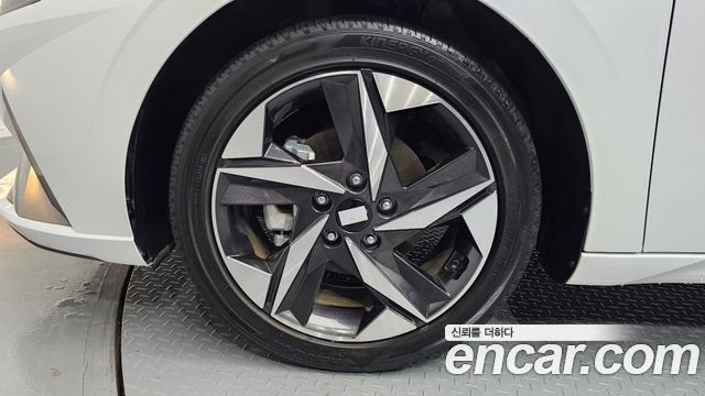 Hyundai Avante CN7 1.6 Modern - фото 4