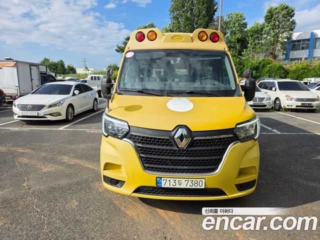 Renault Samsung Master School Bus 21-Seater - фото 0