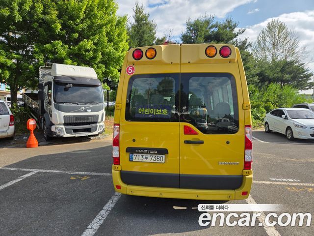 Renault Samsung Master School Bus 21-Seater - фото 4