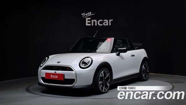 Mini Cooper Convertible 4-го поколения Favoured - фото 0